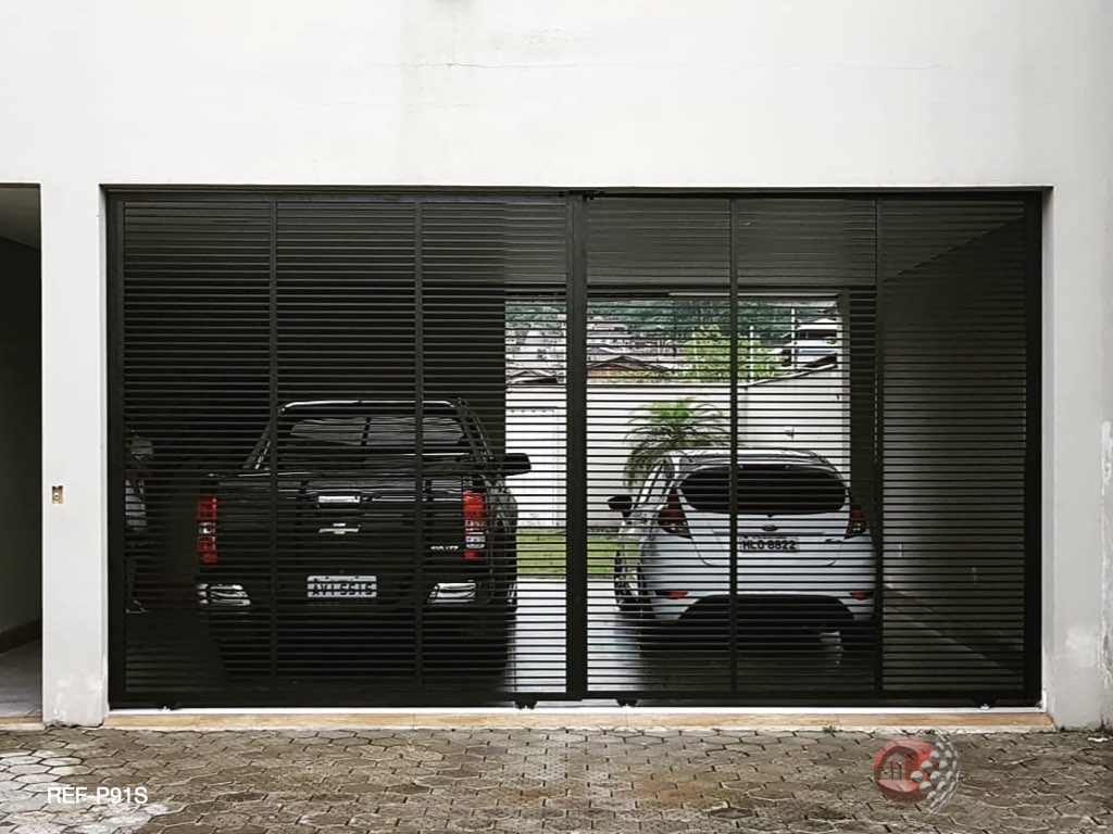Portão Semi-Aberto