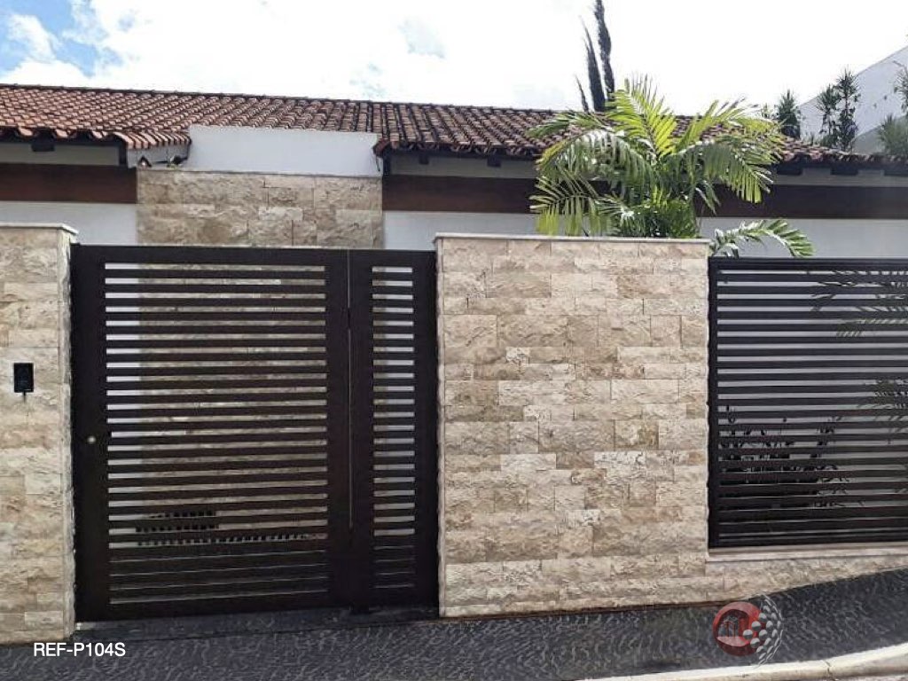Portão Semi-Aberto