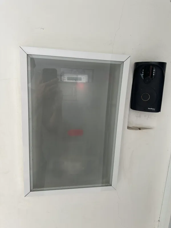 Acabamento de Vidro para Medidor - Atual Esquadrias